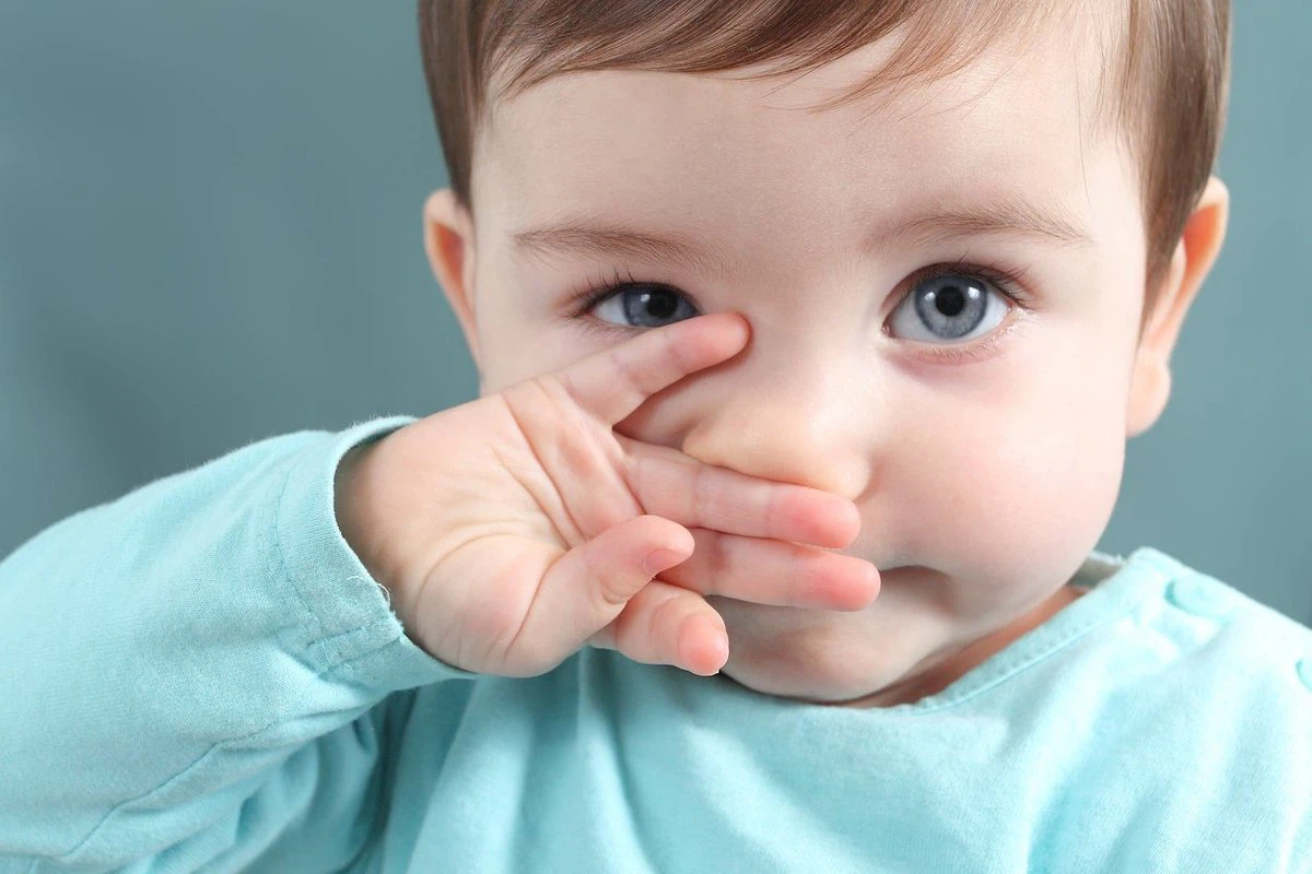 Cách chữa chứng nghẹt mũi cho trẻ sơ sinh an toàn nhất